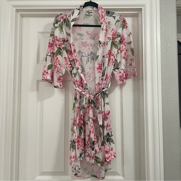 🏷️ 5 for $25 - SHOW me your Mumu Brie robe. - Picture 7 of 13